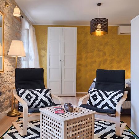 Luxury Apartment Fabris Ровин Екстериор снимка